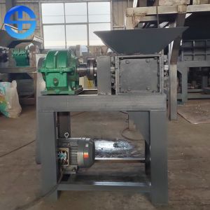 5.5kw Power 100-200kg/Hr Dual Shaft Shredder For Scrap Metal