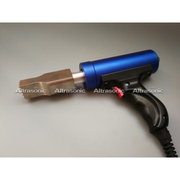 Quality Multihead Ultrasonic Puncture Welding Machine Of Sliding Rail Car Spoiler wholesale