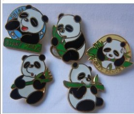 2012 new custom metal 1.4mm - 3.0mm panda shape lapel pin badge