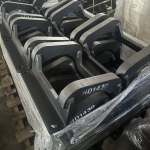 Excavator chain guard, chain protector, wear-resistant components, chain holder