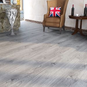 Hotel Handscaped Interlocking Flooring Made of Anti-static SPC Plastic for Rooms