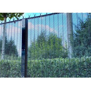 China Galvanized 358 Security Fencing Anticut Welded Wire Mesh For Prison eguard on sale