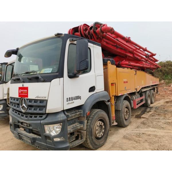 Structure Cylinder Type Used 20 Years Old 56m Concrete Pump Truck to Stock