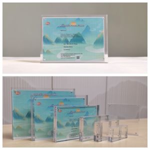 China 8x10 Clear Plastic 20mm Thickness Picture Acrylic Magnetic Photo Frame on sale