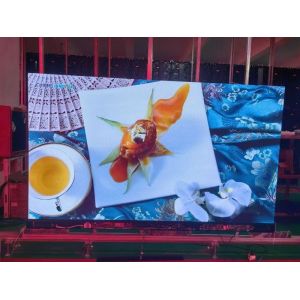 Cheap Small Pixel Pitch LED Display with CE/ROHS/FCC Standard and Die-cast Aluminum Cabinet Material for sale