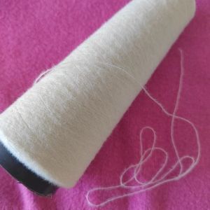 0.5cm 0.9cm Shiny Nylon Feather Yarn For Knitting Fabrics,Socks,Sweaters