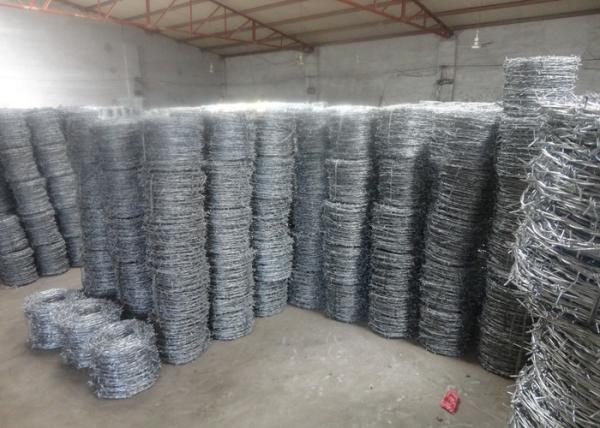 360mm Double Filament Gi Barbed Wire Fencing