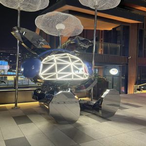 China Outdoor Public Decoration Art Custom Design LED Stainless Steel Sculpture on sale