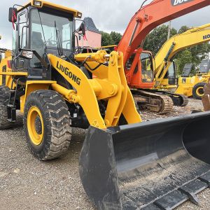 Liugong CLG835 Used Loader 92kw Rated Power 1.8m3 Bucket Capacity Remarkable