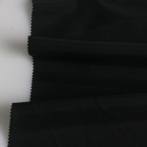Lightweight and breathable marine renewable polyester fabric for clothing