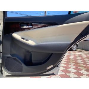 TOYOTA Royal Sedan Navigation Package Genuine Hard Drive Navigation System For