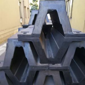 Black Color Arch Rubber Fender Industrial Energy Absorbing CCS Certificate