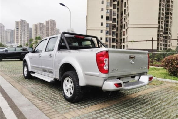 Changcheng Pickup Diesel Engine 2.0T Luxury EU Vehiculos Version GW4D20B 6MT China Pickup Truck For Sale