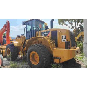CAT 966H Second hand Loader with 3.3 M Bucket and 379 L Fuel Capacity