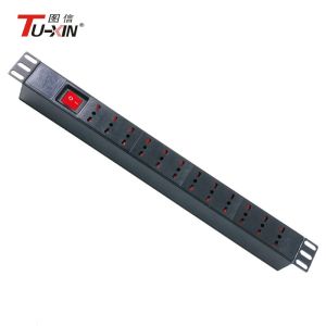 19 Inch 6 Ways Server Rack Power Strip Italy Type PDU Socket With Mini Circuit