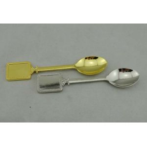 3D Customized Souvenir Badges Zinc Alloy With Spoon Shape
