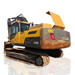Cheap EC250 Used Volvo Construction Equipment 168KW 470L Large Fuel Tank 1.5m3 Bucket Capacity for sale