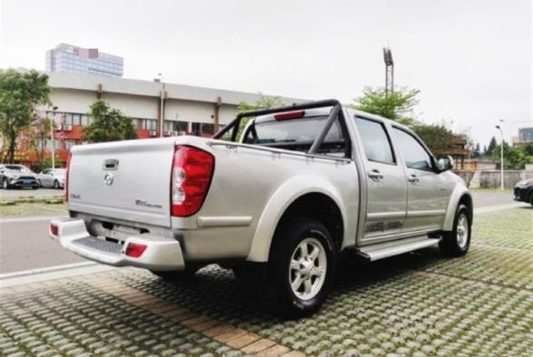 Changcheng Pickup Diesel Engine 2.0T Luxury EU Vehiculos Version GW4D20B 6MT China Pickup Truck For Sale