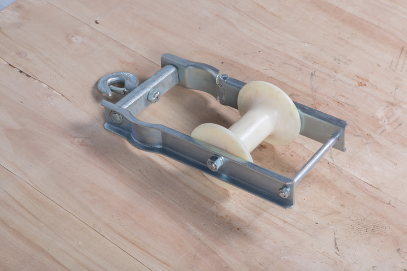 140x160mm Heavy-Duty Bunch Conductor Block – Corrosion-Resistant Aerial Cable Pulling Roller with Aluminum Nylon Sheaves