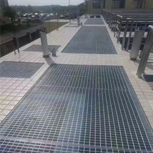 China Bright Surface Industrial Steel Grating Anti Rust Stainless on sale