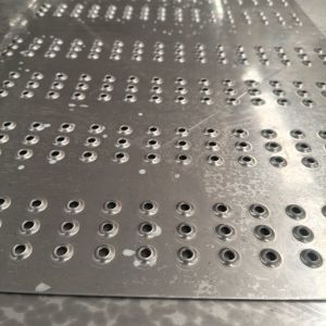 Round Rectangular Hole Shapes Perforated Metal Plate Customized