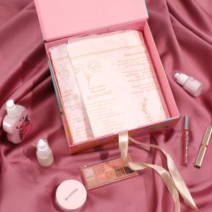 Custom Pink Reusable Magnetic Lid Box with Custom Logo and CMYK Pantone Colour