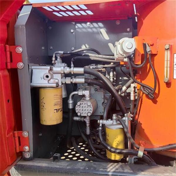 Compact Used Hitachi Mini Excavator Hitachi ZX120 Excavator 12ton