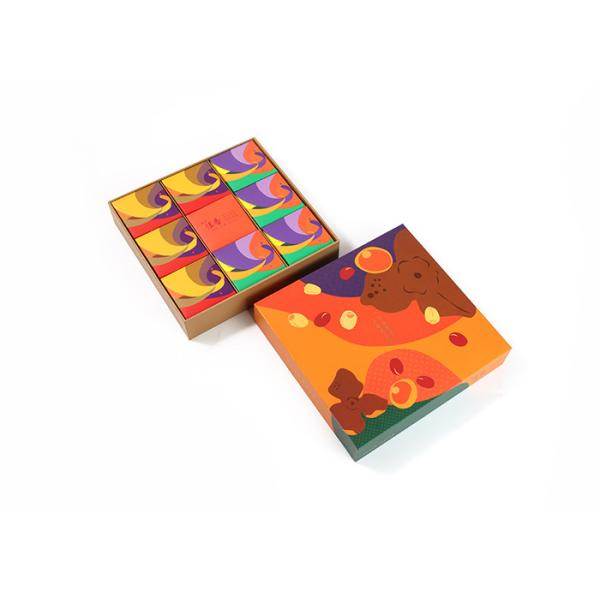 Full Set Recyclable Takeaway Boxes Gold Hot Stamping Retail Food Box For Dim Sum