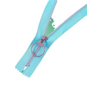 3 Plastic Zippers with Eco-friendly Design and Free Sample