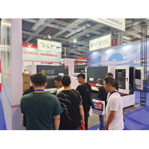 Alternating Speed 0-35r/min Automatic Sheet Metal Edge Deburring Rust Sanding