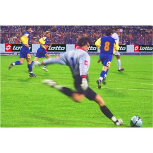 2R1G1B 3906dots/ m 2 P16 IP65 Electronic Video Perimeter Led Display Screens