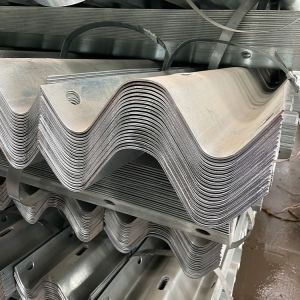 Highway Traffic Barrier Safety Thrie Beam with CE/BV/ISO 9001/ISO14001/ISO 18001