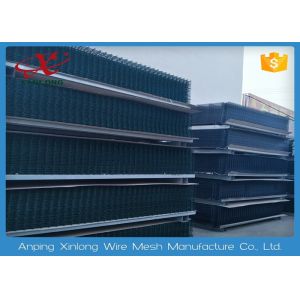 Curved Vinyl Coated Welded Wire Mesh , Yard Guard Bent Decorative Mesh Fence