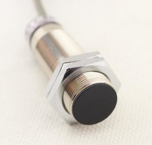 Inductive Proximity Sensor LJ20A3-8-Z/AY 3Wire NC DC 6-36V PNP 200mA Proximity