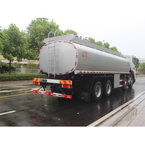 Dongfeng Huge Capacity 28 Cubic Meter Liquid Loaded Vehicle