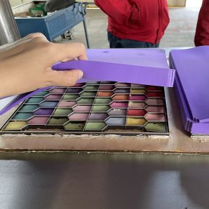 Cosmetic Puffs Cold Press Molding Machine with Automatic Functionality