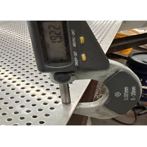 Various Shapes 304 Stainless Steel Perforated Plates Building Walls Customized 0