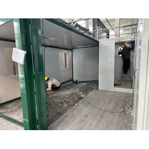 Top Roof Water Proof Transitional Design Style Sea Containerized Houses with