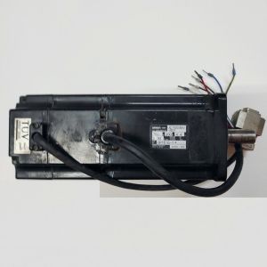 R88M-UE75030V-BS1 Omron 750w high power 200v input AC servo controller