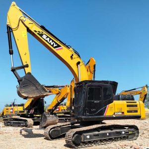 Cheap Used Excavator SANY SY245 Middle Crawler Excavator 1.4m3 Bucket Capacity for sale