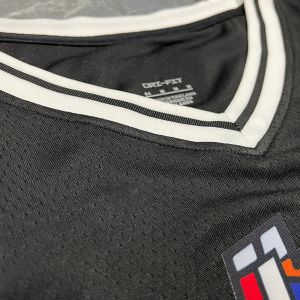 Black White NBA Team Jerseys Quick Dry Basketball Player Jersey OEM ODM