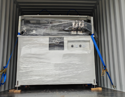 1-2 Operator Radiator Making Machine for Clinching Plastic Tanks and Streamlined