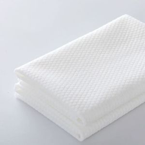 China Beach Bath 40gsm Disposable Gym Towels 50cmx70cm on sale