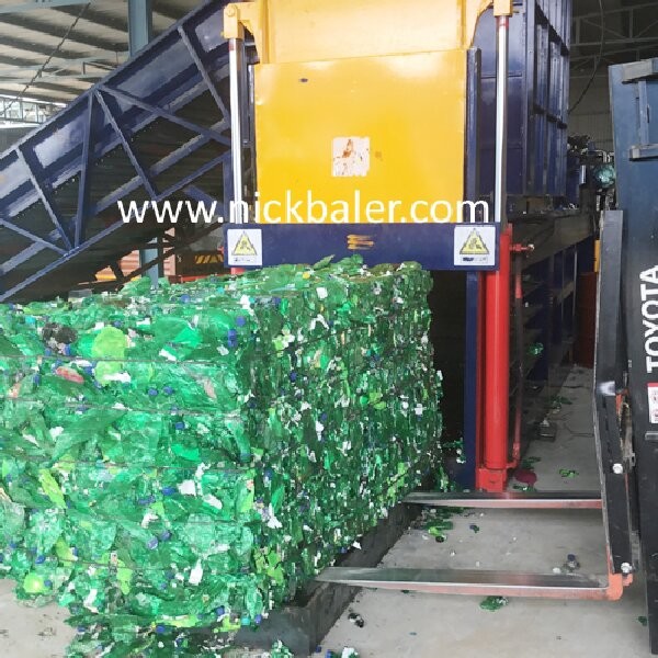 Hydraulic Baling Machine