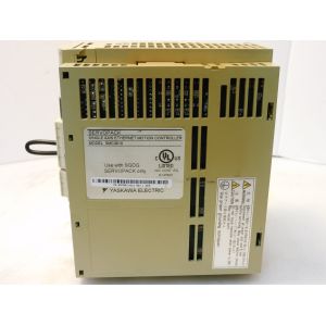 Yaskawa SGDG-04GT-F AC SERVO AMPLIFIER 5.5/3A 90-253V 0.4KW NEW