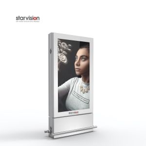 65Inch Indoor Digital Signage 700nits Wifi Signage Display For Shopping Mall