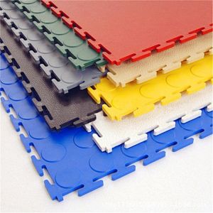 Textured PVC Interlocking Garage Tiles 6.5mm Anti Uv Anti Aging Anti Impact