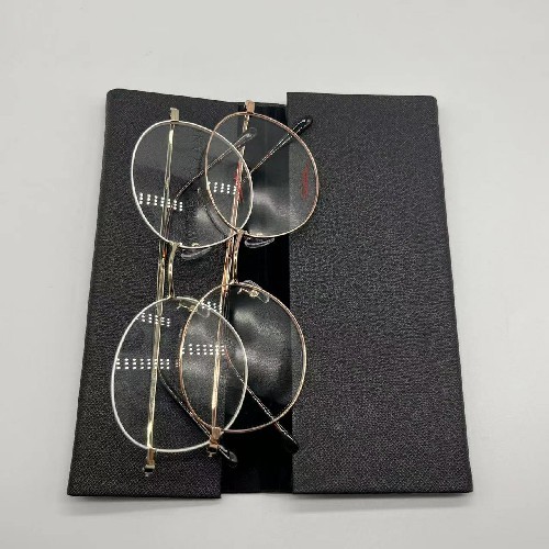 Quality Black Folding Triangular Metal Eyeglass Case Unisex Fasion Hard Nylon wholesale