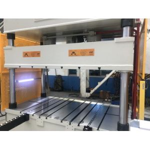 Deep Drawing Car Door 200T Hydraulic Press Machine Servo Drive 2x1.5m Worktable