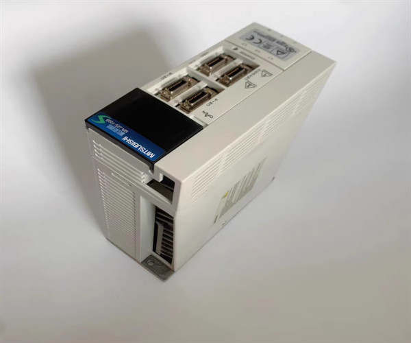 MR-J2S-40A-PY091 Industrial Servo Drives 200-230 VAC Power Supply T/T Payment